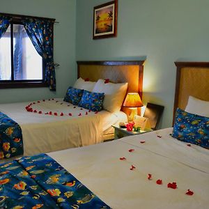 Queen Room Two Queen Beds